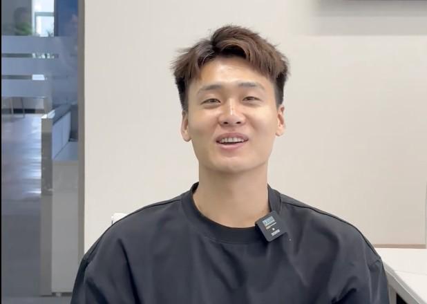 馈北京球迷, 穿过