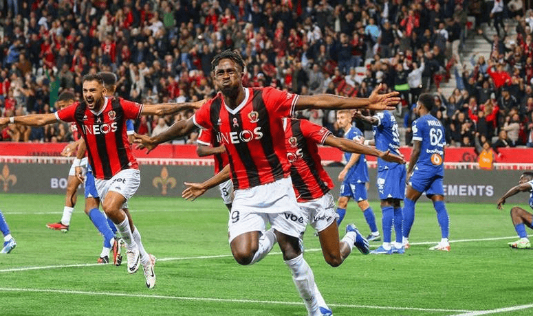 依赖边翼卫, 贡献, 手防线头疼