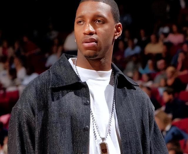 手的, 耐人寻味的, 的是 手的, 耐人寻味的, 的是