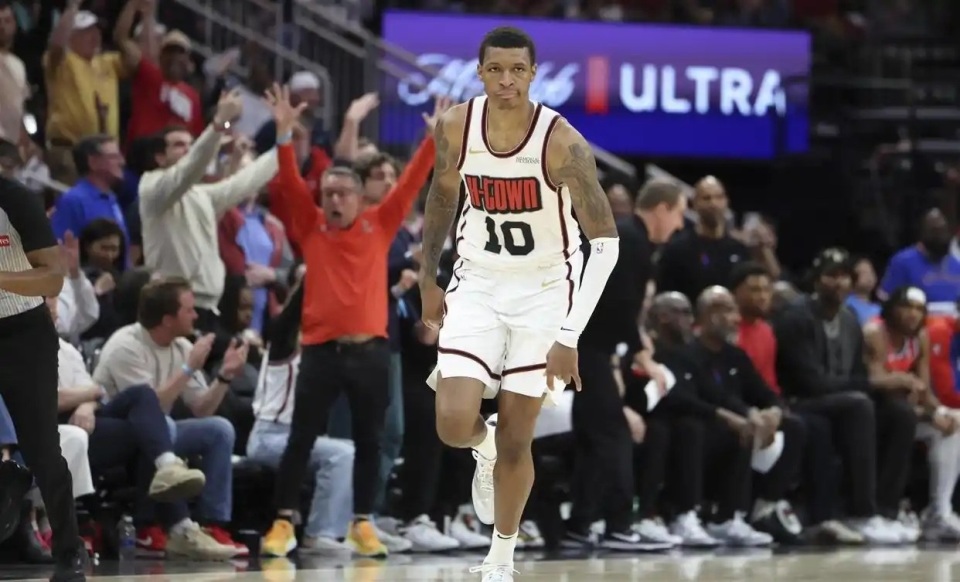 他拿到了顶, zoM, 平均年薪在 他拿到了顶, zoM, 平均年薪在