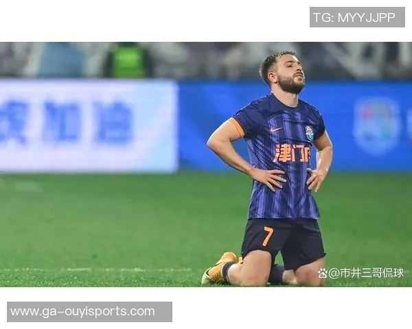 海港留神!曝上海申花已赞同路易斯加盟大连英博,末轮夺冠有悬念